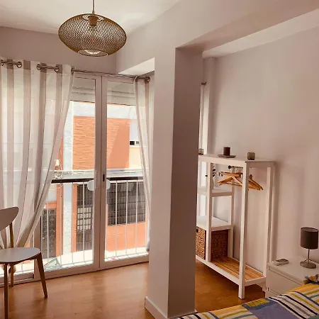 Bella House Triana Lägenhet *